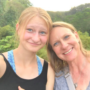 Meet your Posher, Lauren